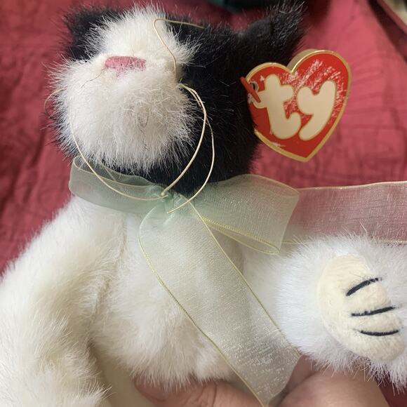 Ty Attic Treasures Arlen Black & White Cat Plush 10" Jointed Green Bow 1993 - Picture 8 of 10